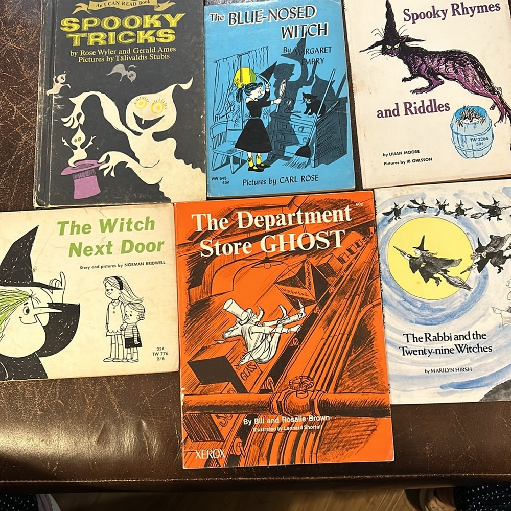 Childrens Vintage Halloween/Witch/Ghost Books (6)